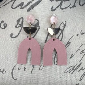 Elegant Pink and Black Clay Arch Earrings
